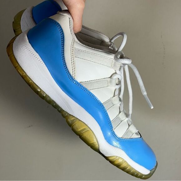 Nike Air Jordan 11 Retro UNC White Blue Sneakers Size 7 - Picture 12 of 12